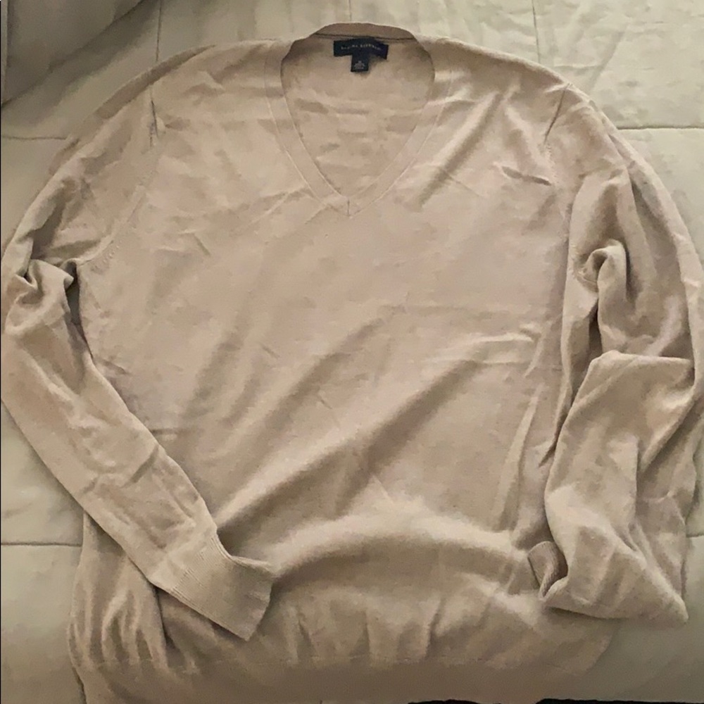 V neck sweater